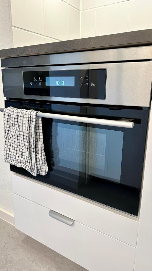 1ZKB Apartment im Souterrain, zentral nähe Pferdemarkt, Ideal für Städtetrips, Paare und Business in OL Oldenburg Exterior foto