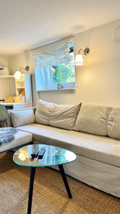 1ZKB Apartment im Souterrain, zentral nähe Pferdemarkt, Ideal für Städtetrips, Paare und Business in OL Oldenburg Exterior foto