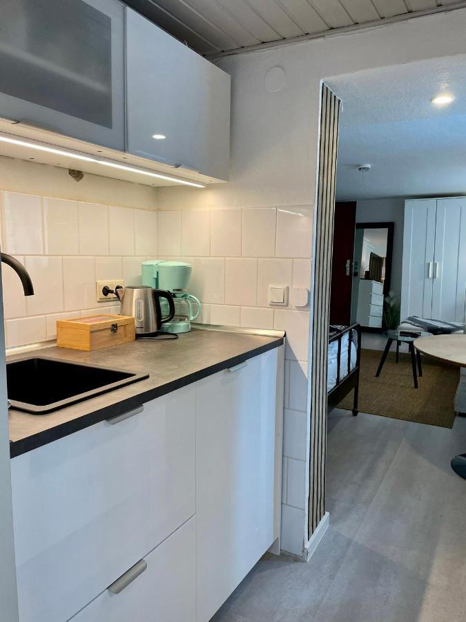 1ZKB Apartment im Souterrain, zentral nähe Pferdemarkt, Ideal für Städtetrips, Paare und Business in OL Oldenburg Exterior foto